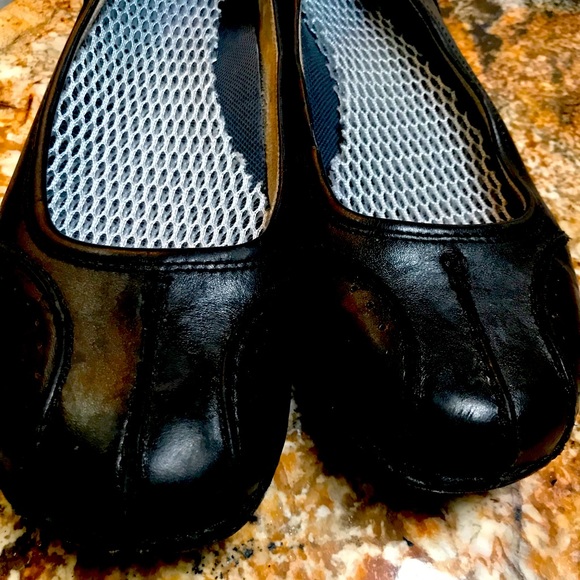 •💋Thom McAn, Leather Slip-ons 🥿 - Picture 11 of 15